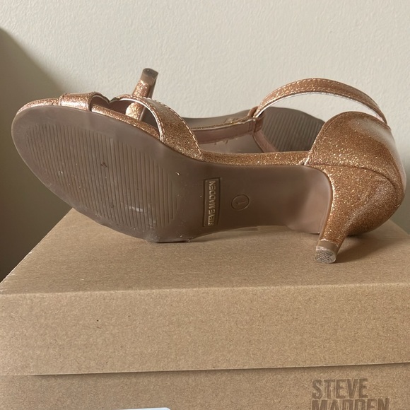 Steve Madden rose gold glitter shoe - Picture 5 of 7